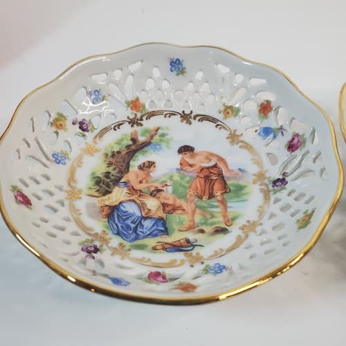 2 Vintage Schumann Arzberg Bavaria Reticulated Pierced 4” Bowl Courting Couple - Thumbnail 3