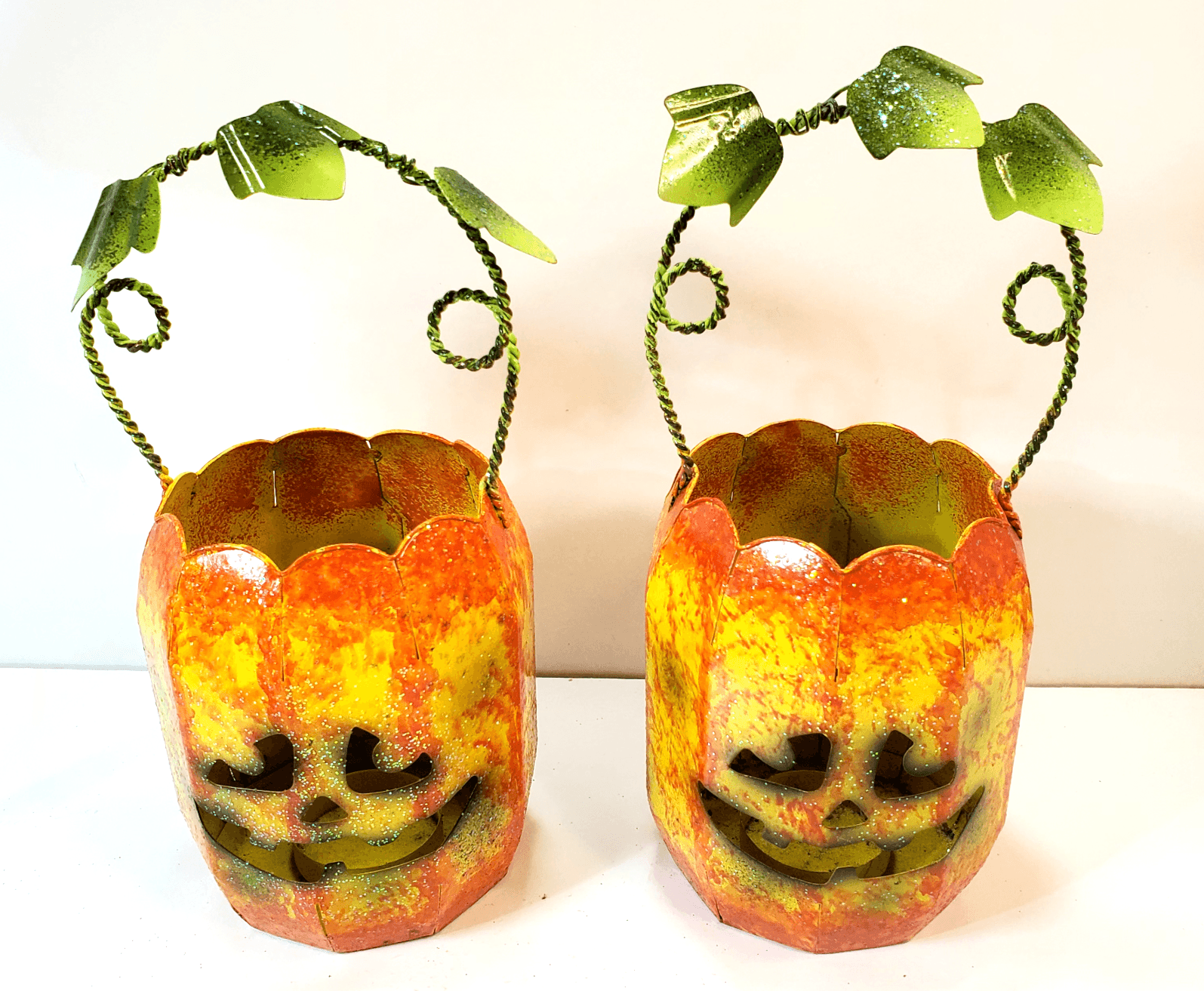 2 Metal Jack O' Lantern Pumpkin Tea Light Candle Holders Luminary Face Handle