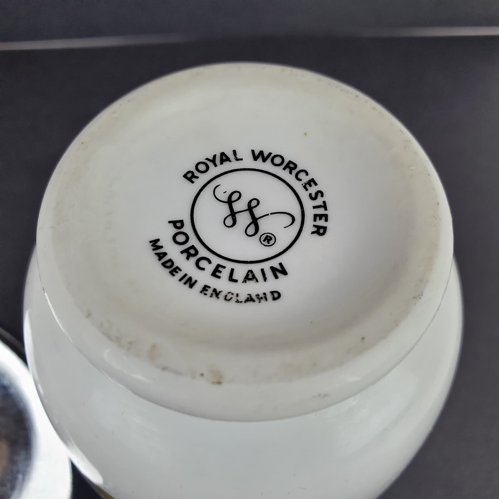 Vtg Royal Worcester Evesham Berries Peach Pattern Porcelain Egg Coddler w/ Lid - Thumbnail 7