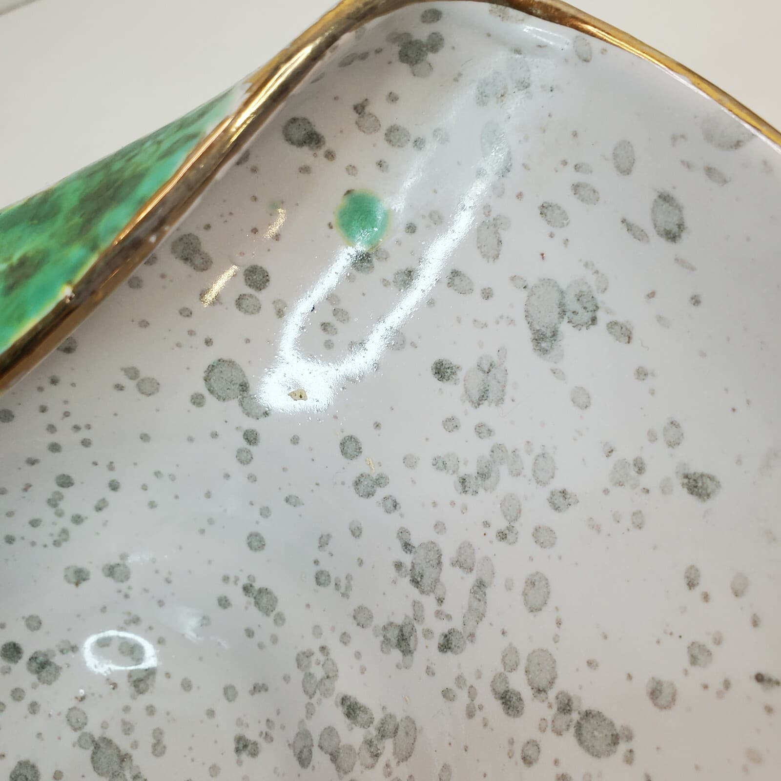 Vintage MCM Green Gold Glazed Folded Bowl Numbered Made In Italy 9.25” Long - Thumbnail 6