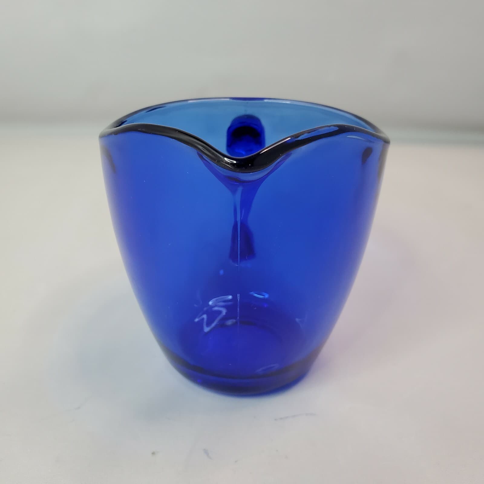 Vintage Anchor Hocking Cobalt Blue Glass Creamer / Pitcher - Thumbnail 4