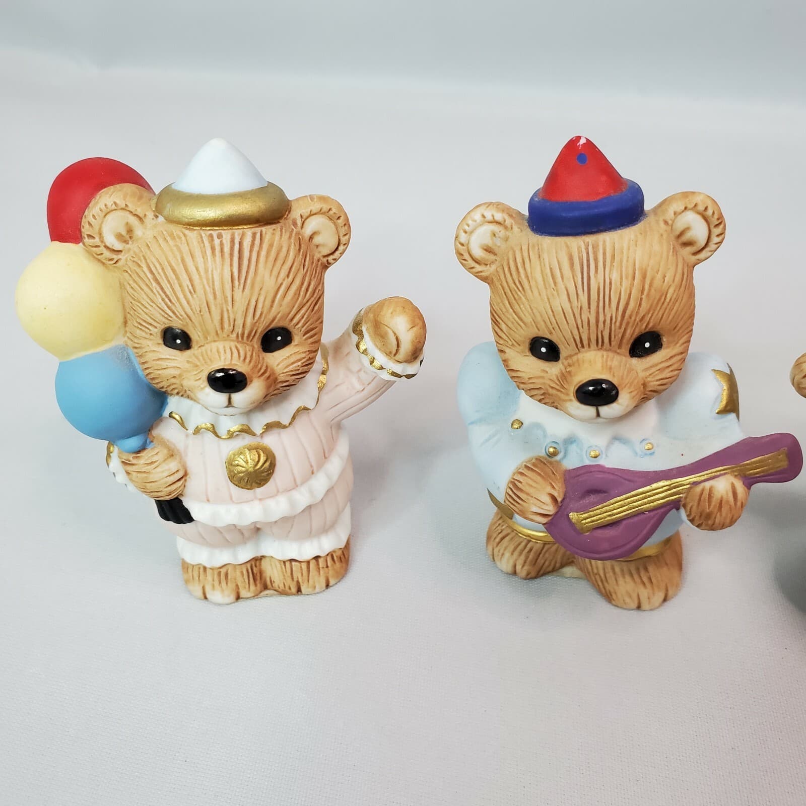 Vintage HOMCO Performing Clown Circus Bears Porcelain Figurines #1449 Set of 4 - Thumbnail 2