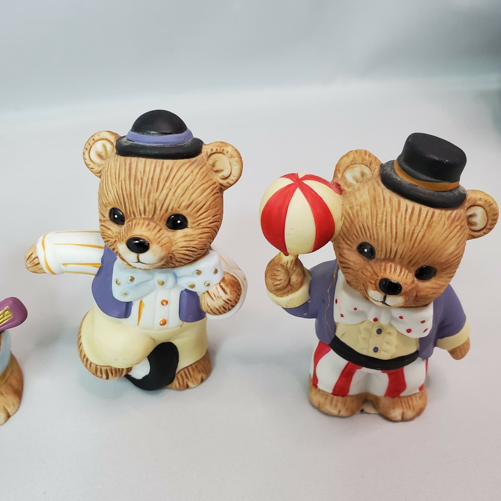 Vintage HOMCO Performing Clown Circus Bears Porcelain Figurines #1449 Set of 4 - Thumbnail 3