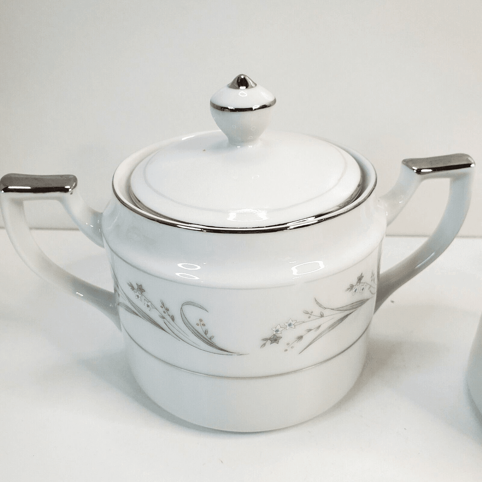 Vintage Amcrest Japan Fine China Fleur Pattern Sugar Bowl w/Lid & Creamer 1401-5 - Thumbnail 2