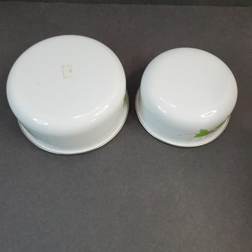 Vintage Mid Century Modern 2 Enamel Metal Mixing Nesting Bowls White With Floral - Thumbnail 4