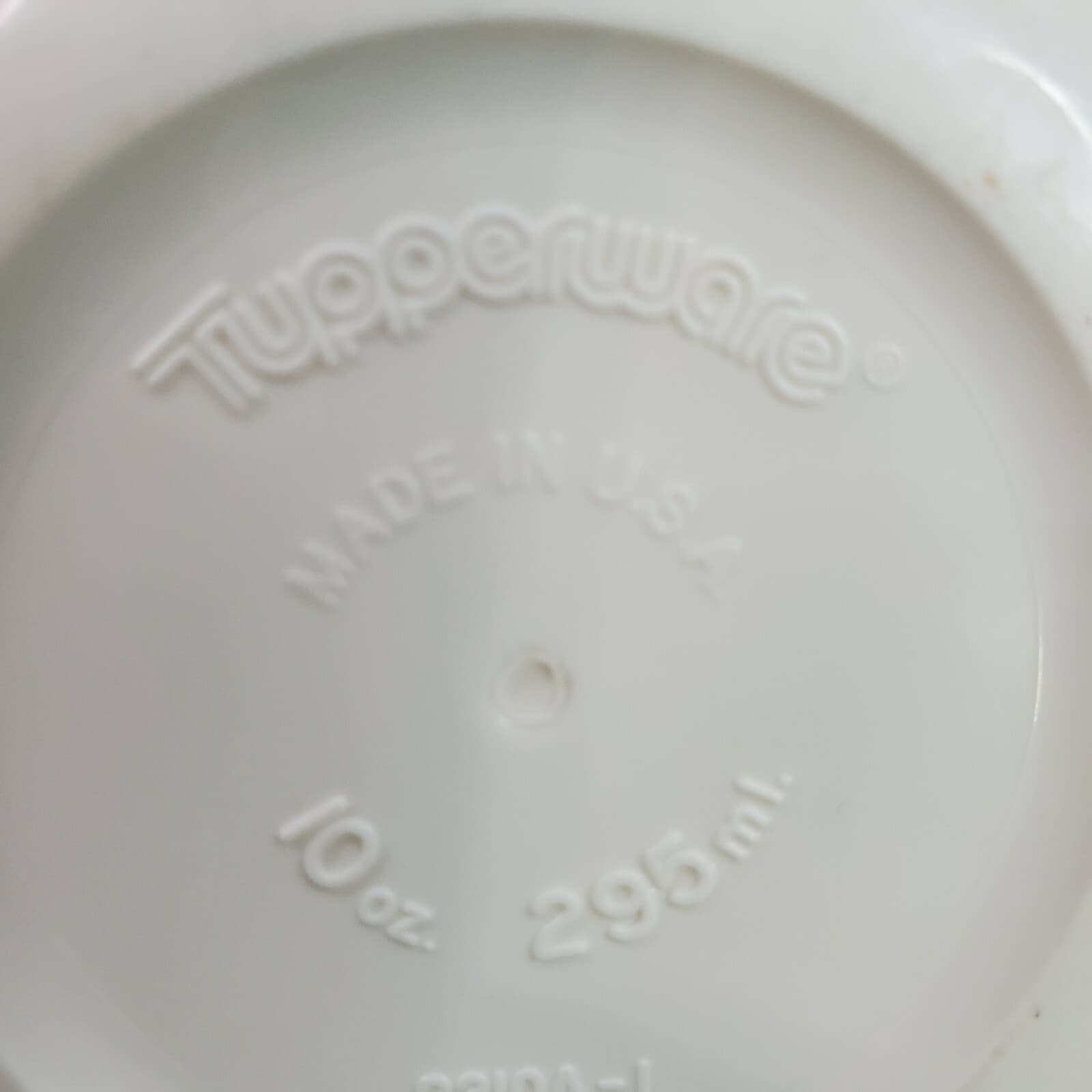 Vintage Tupperware 12 Ounce Creamer & 10 Ounce Sugar Bowl Set Pink Lids - Thumbnail 8