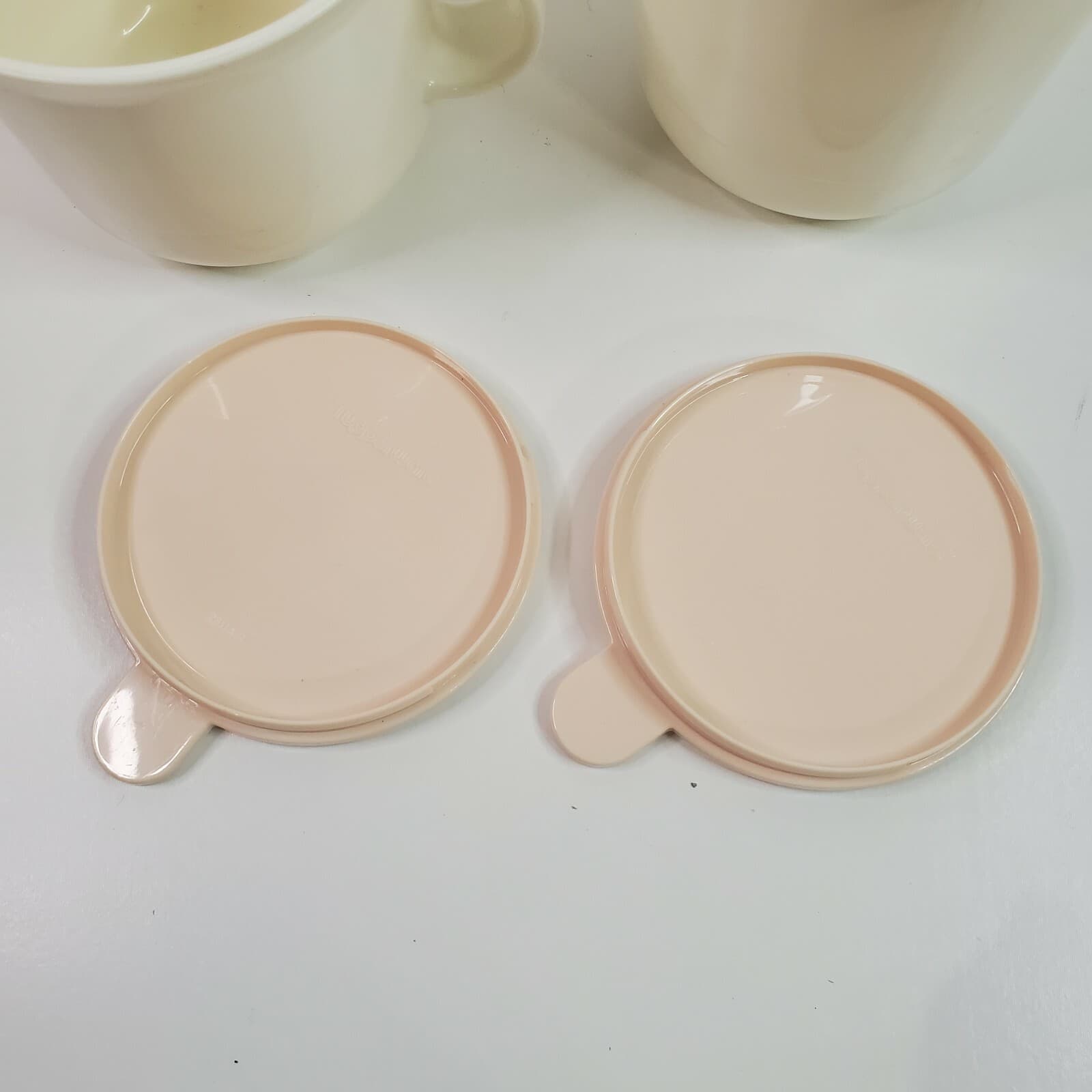 Vintage Tupperware 12 Ounce Creamer & 10 Ounce Sugar Bowl Set Pink Lids - Thumbnail 6