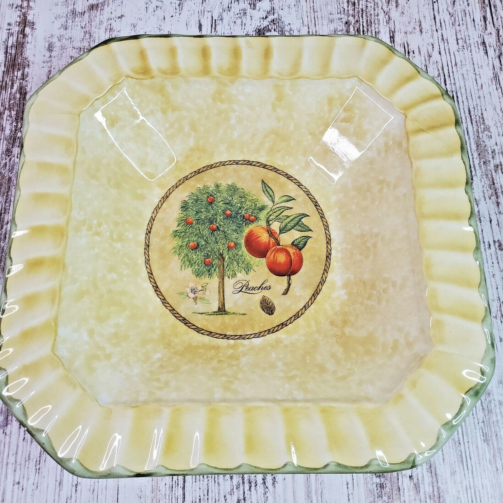 Vtg Due Torri Ceramica Made in Italy Serving Bowl Peach Tree Design Ribbed Edge