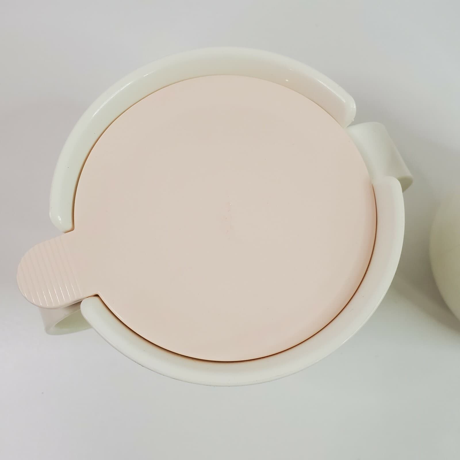 Vintage Tupperware 12 Ounce Creamer & 10 Ounce Sugar Bowl Set Pink Lids - Thumbnail 2