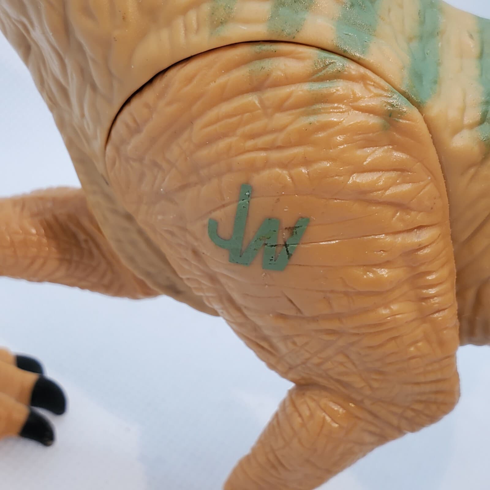 2015 Hasbro Jurassic World Yellow Green Stripe Velociraptor Toy Dinosaur Figure - Thumbnail 7