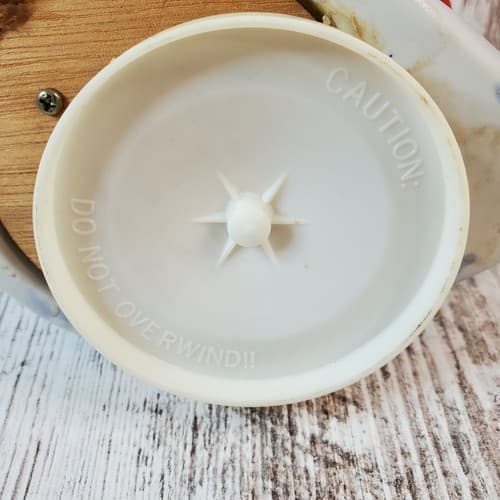 Vintage 1960 China Bisque Musical Moon And Clown plays "Swinging on a star" - Thumbnail 5