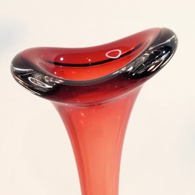 Vintage Red Art Glass Tulip Jack In The Pulpit Bud Vase Controlled Bubbles Base - Thumbnail 5