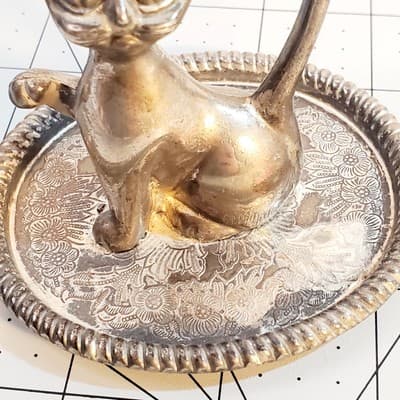 Vintage Silver Plated Cat Ring Holder on Etched Trinket Tray 3.5” Tall Hong Kong - Thumbnail 3