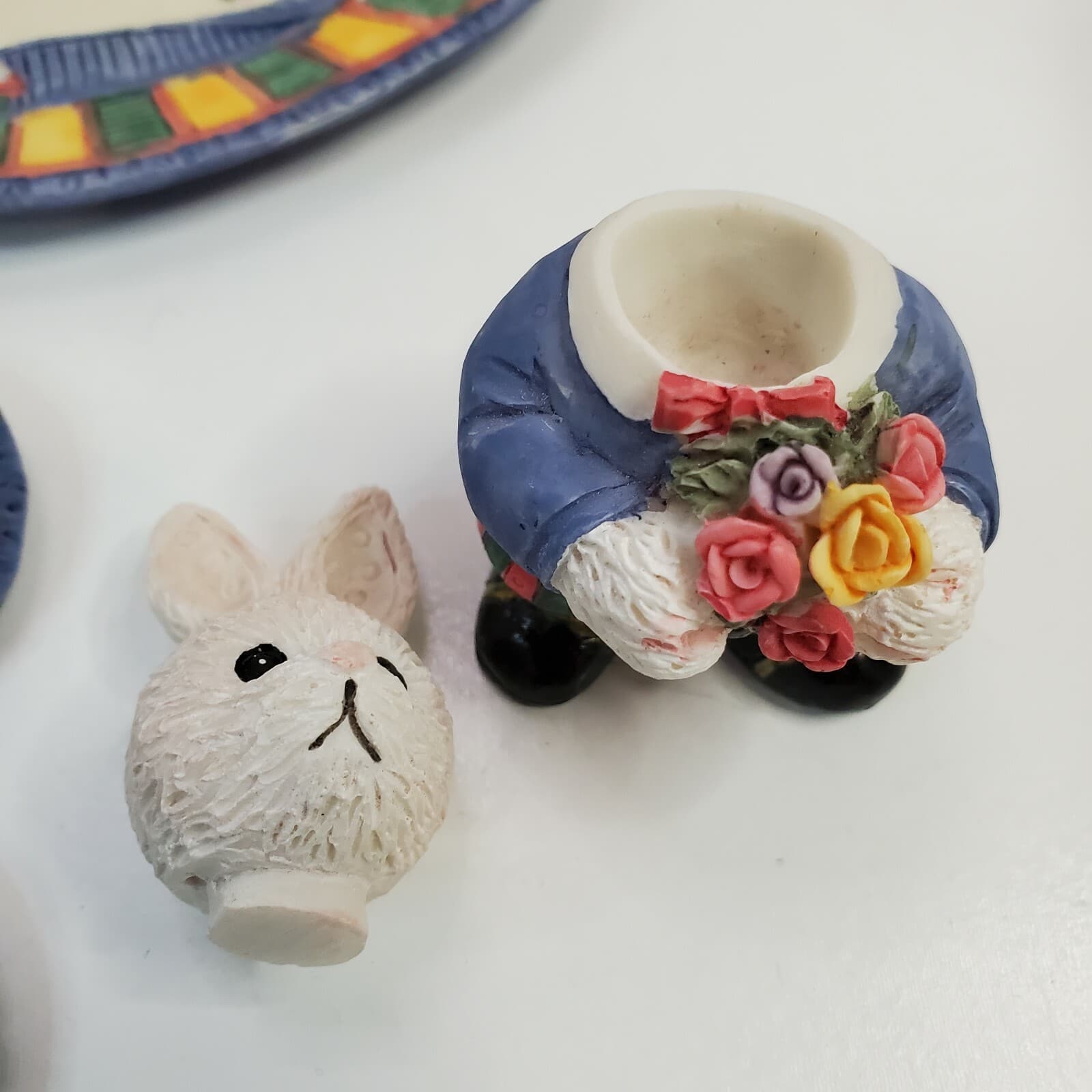 1995 Young's Inc. Miniature Mini Tea Set Bunny Rabbit Flowers Design 7 pc Easter - Thumbnail 3