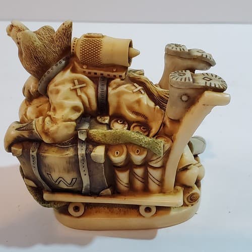 Vtg Harmony Kingdom Wolfie Wolf In Space 2001 Trinket Box Figurine Calvesbert - Thumbnail 3