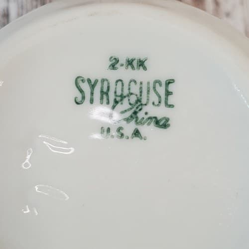 Vintage Syracuse China USA Small White and Blue Fleur De Lis Creamer Pitcher - Thumbnail 7