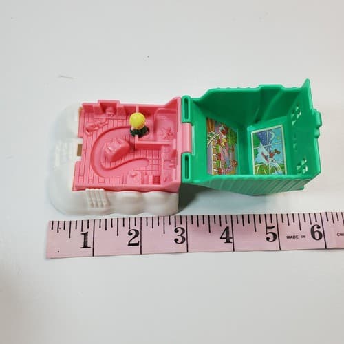 Vintage 1995 Polly Pocket McDonalds Happy Meal Ski Lodge Chalet Bluebird Toys - Thumbnail 9