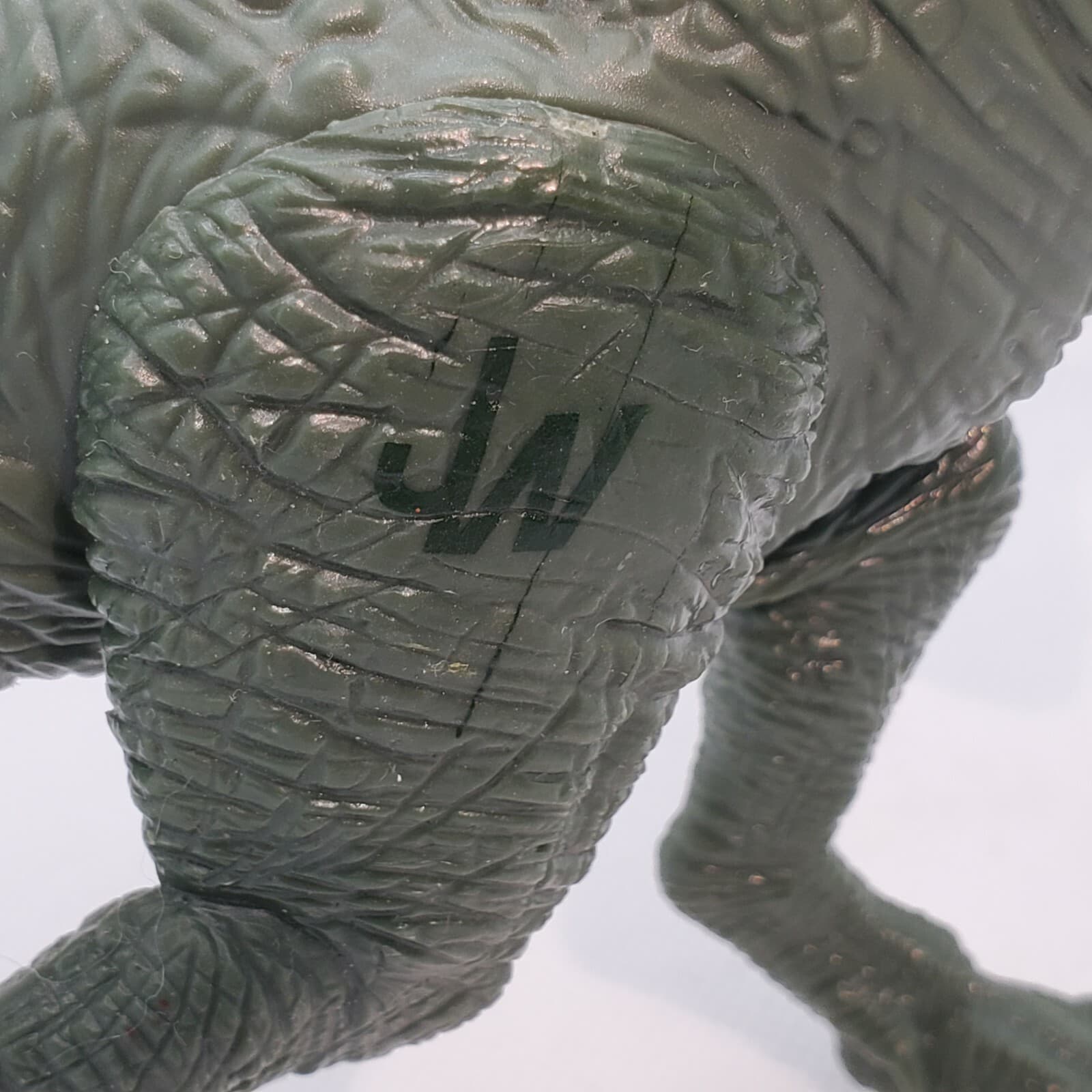 2015 Hasbro Jurassic World Green Black Stripe Velociraptor Toy Dinosaur Figure - Thumbnail 7