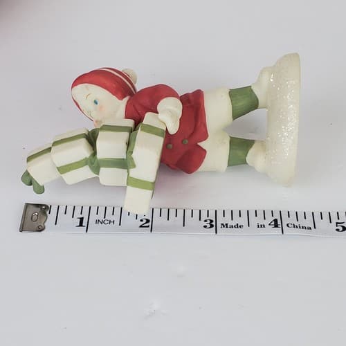 Vtg Dept. 56 Simple Traditions Holly Lane “So Much To Give ” Figurine Retired - Thumbnail 7