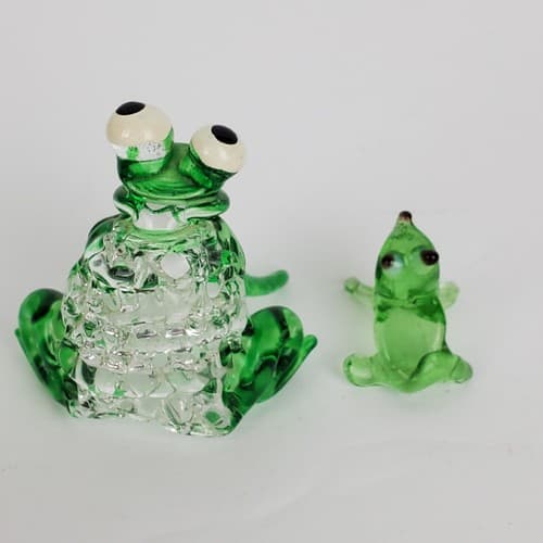 Hand Blown Art Glass Set of 2 Miniature Frog Figurine Clear Green Big Eyes - Thumbnail 3