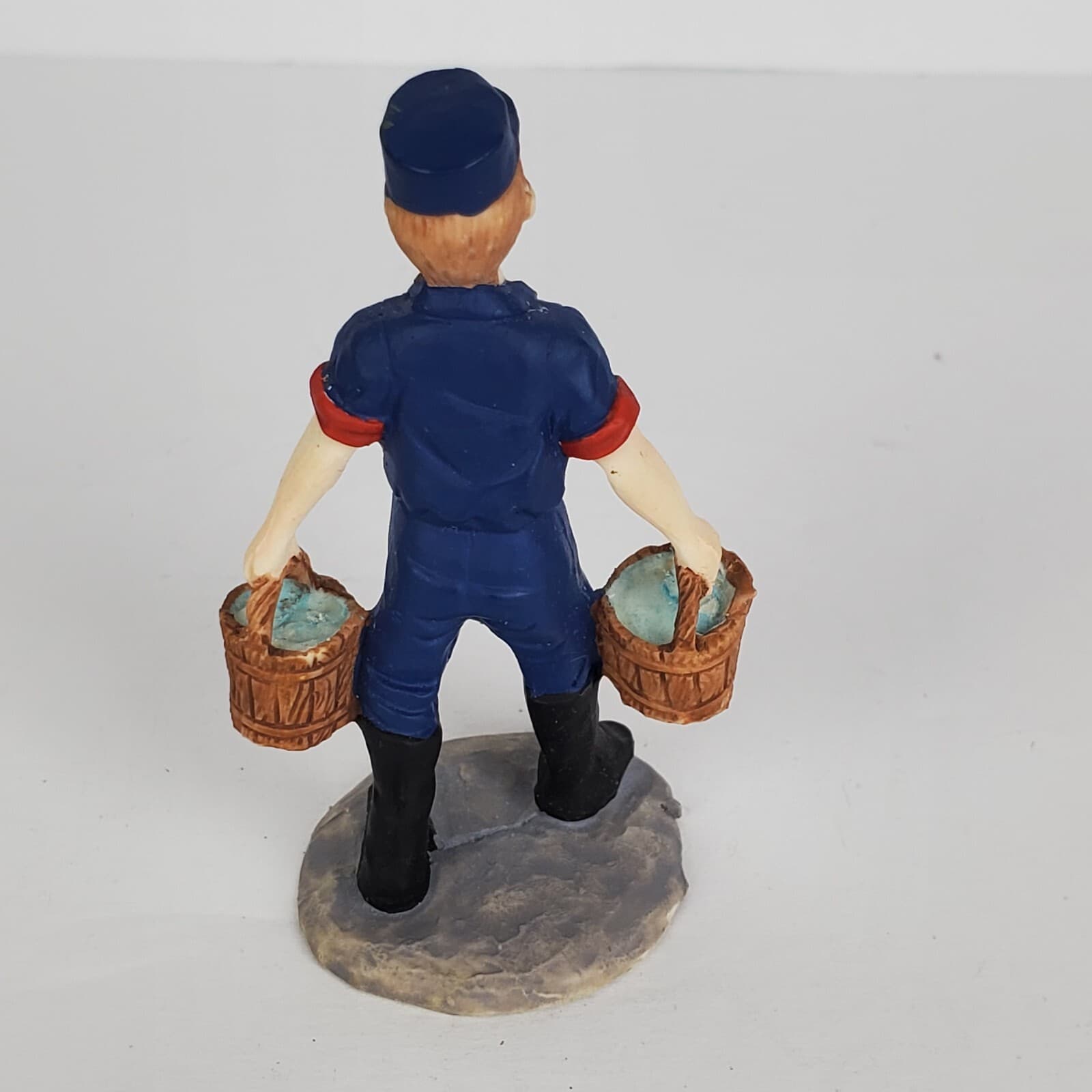 Vintage 1994 LEFTON Colonial Village Fireman Tom Christmas Figurine #01394 - Thumbnail 3