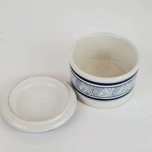 Ceramica Coimbra Portugal Vintage Small Round Lidded Trinket Box Flower Design - Thumbnail 3