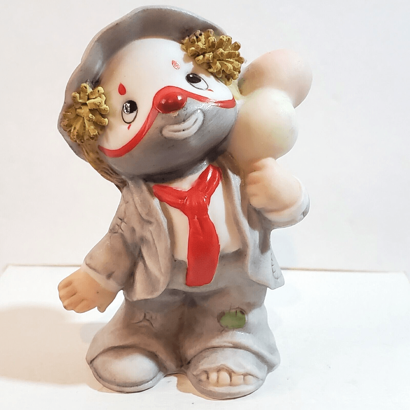 Vintage 1986 Enesco Li'l Vagabond Clown Hobo Figurine Holding Balloons 2.75 inch