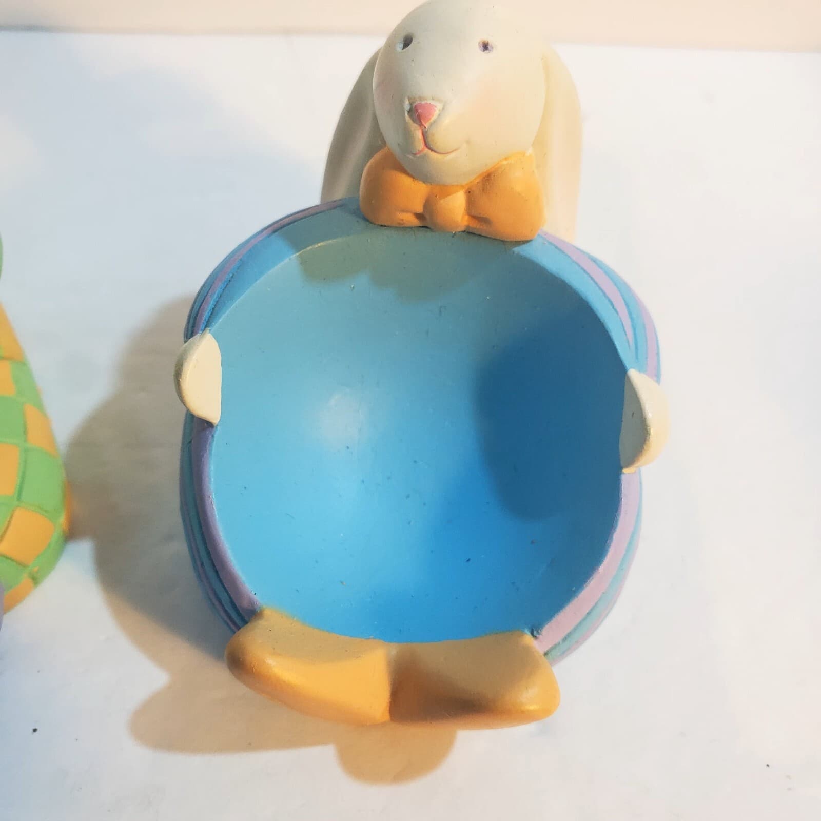 Vintage Avon PVC Easter Egg Holder Figurines Set of 3 Bunny Rabbits Decorations - Thumbnail 5