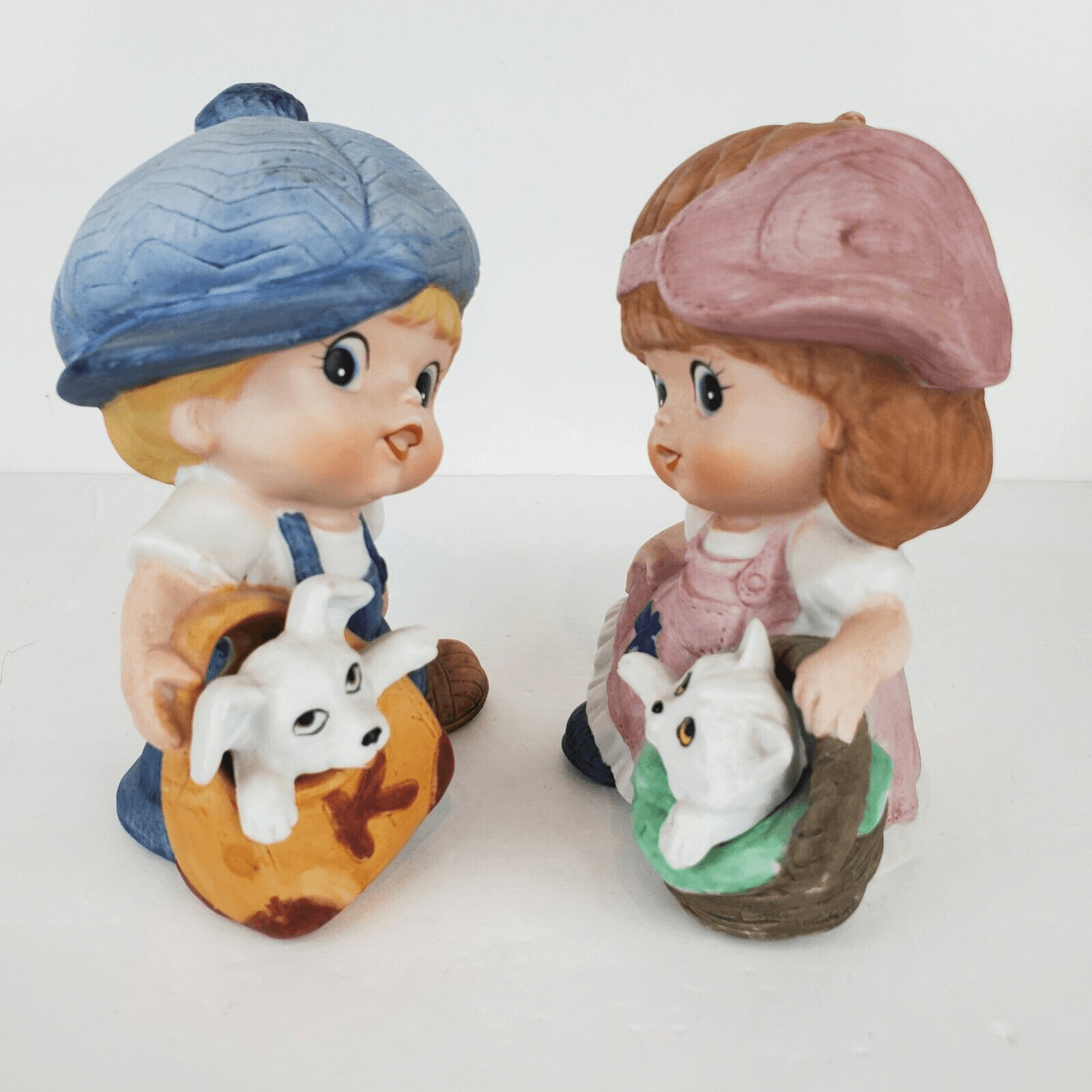 Vintage HOMCO Ceramic Little Boy w/ Dog Little Girl w/ Kitten figurine #1439 5" - Thumbnail 4
