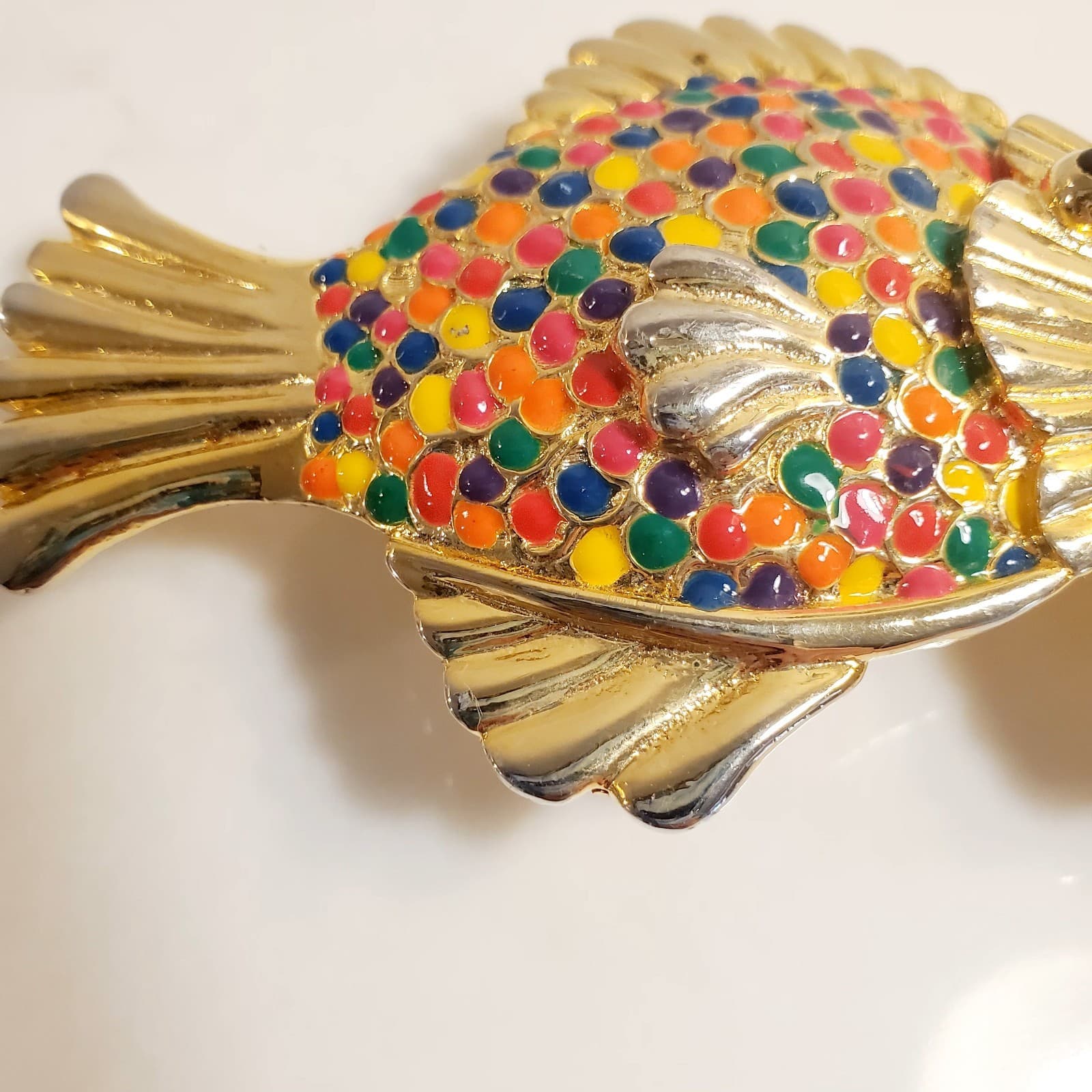 Vintage 1991 Mimi Di N Gold Tone and Rainbow Enamel Triple Fish Belt Buckle HTF - Thumbnail 2