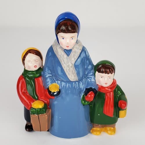 Dept 56 Family Mom Kids Original Snow Village Series 50571 Replacement Figurine