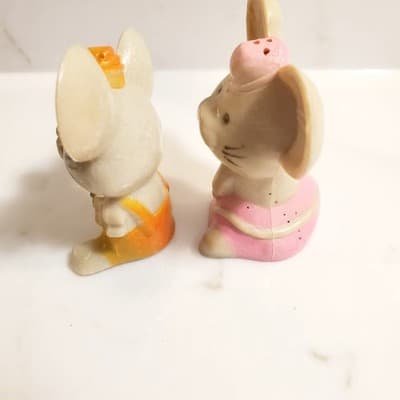 Vtg Anthropomorphic Mice Boy Girl Plastic Salt Pepper Shakers Made in Hong Kong - Thumbnail 4
