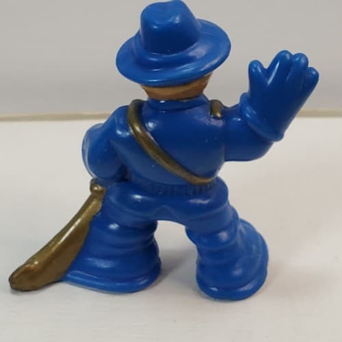 Lincoln Logs Soldier in Blue Man Figure Replacement Western Frontier Fort Part - Thumbnail 2