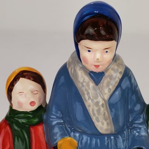 Dept 56 Family Mom Kids Original Snow Village Series 50571 Replacement Figurine - Thumbnail 2