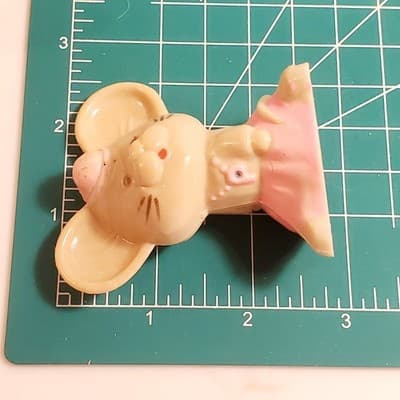 Vtg Anthropomorphic Mice Boy Girl Plastic Salt Pepper Shakers Made in Hong Kong - Thumbnail 10