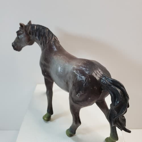2008 Major Trading Co Toy Arabian Grayish Horse Plastic Resin Figure 5.5" Long - Thumbnail 3