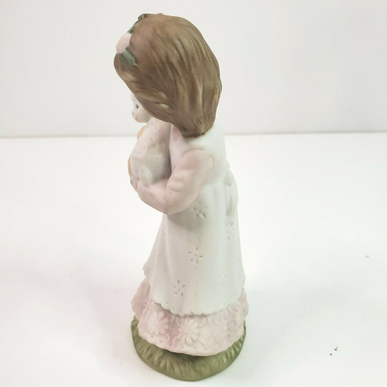 Vintage Roman, Inc. Girl Holding Lamb Figurine Statue 1989 Religious Holy - Thumbnail 4