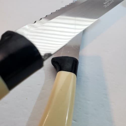 2 Vtg Dual-A-Matic Stainless Steel Knife USA Plastic Handle Serrated Crestline - Thumbnail 6