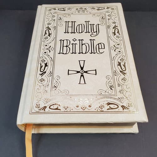 Vtg St Joseph Edition Illustrated Fine Art Bible New American Bible White Padded