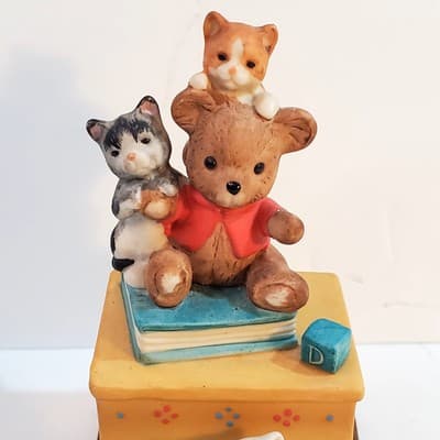 Vtg 1987 Danbury Mint Porcelain Cute Cats Grin & Bear It Sculpture Collection - Thumbnail 2