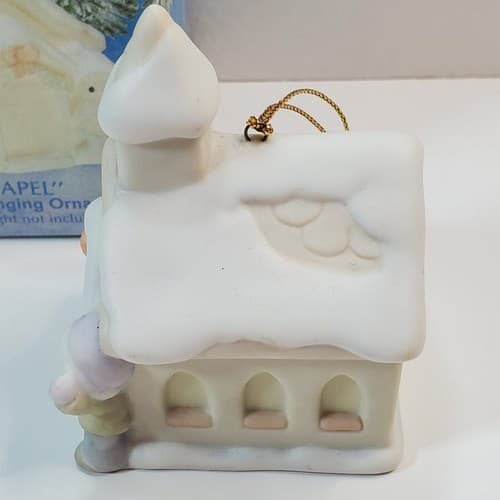 VIntage 1993 Precious Moments Sugar Town Chapel Porcelain Hanging Ornament - Thumbnail 4