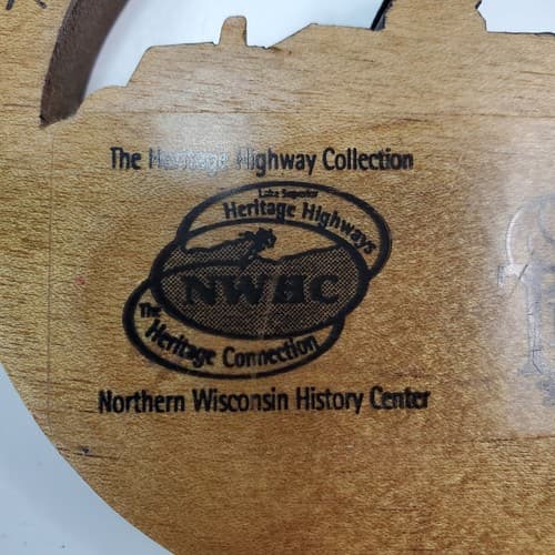Vtg 1998 Handcrafted Heritage Collection Ornament 1889 Soo Line Depot Ashland - Thumbnail 4