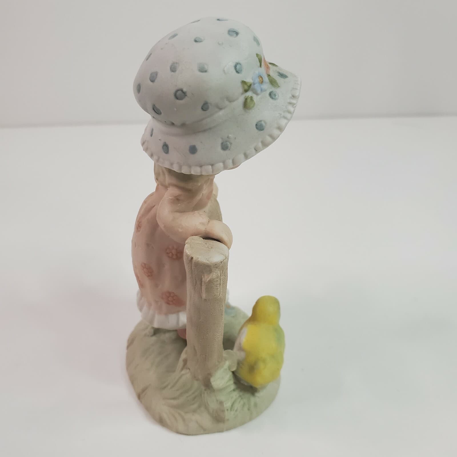 Vintage Lefton Figurine Girl on Fence with Duck 1984 #04136 Hand Painted - Thumbnail 5