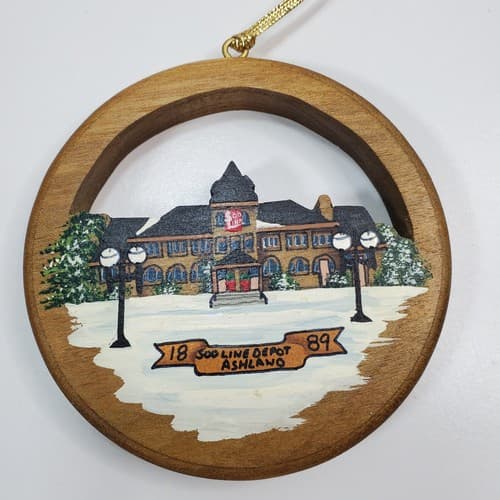 Vtg 1998 Handcrafted Heritage Collection Ornament 1889 Soo Line Depot Ashland