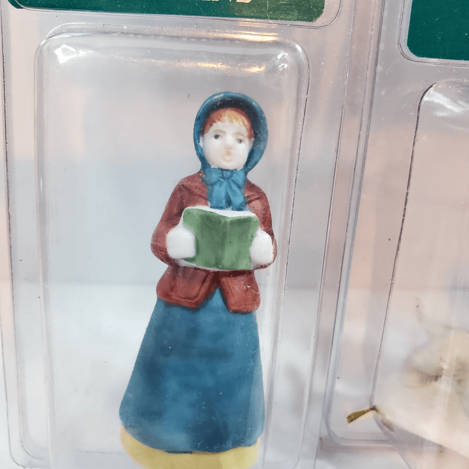 Vintage Venture Memories Collection Figures Figurines Lot of 3 Child Villagers - Thumbnail 2