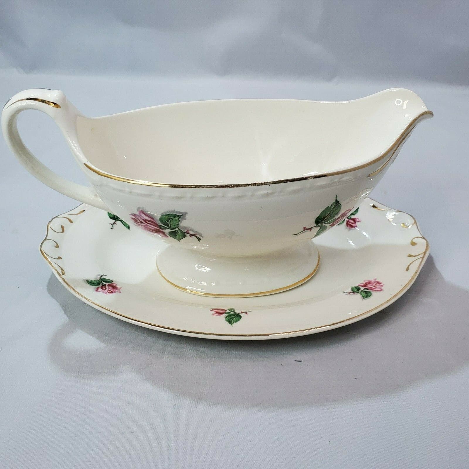 Homer Laughlin Eggshell Georgian Floral Gravy Boat detached Underplate D51N5 - Thumbnail 5