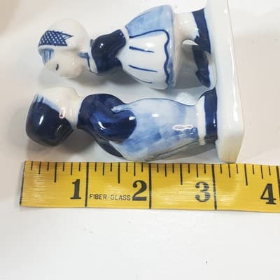 Vintage Blue & White Hand Painted Boy And Girl Kissing Figurine Holland 3.25” - Thumbnail 7
