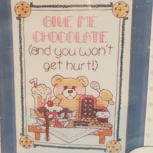 Vtg Gallery Of Stitches Bucilla Stamped Cross Stitch Give Me Chocolate 33348 5x7 - Thumbnail 2