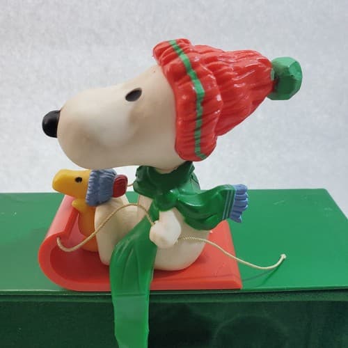 Vintage Hallmark Snoopy & Woodstock Stocking Hanger w/ Box Hong Kong - Thumbnail 5