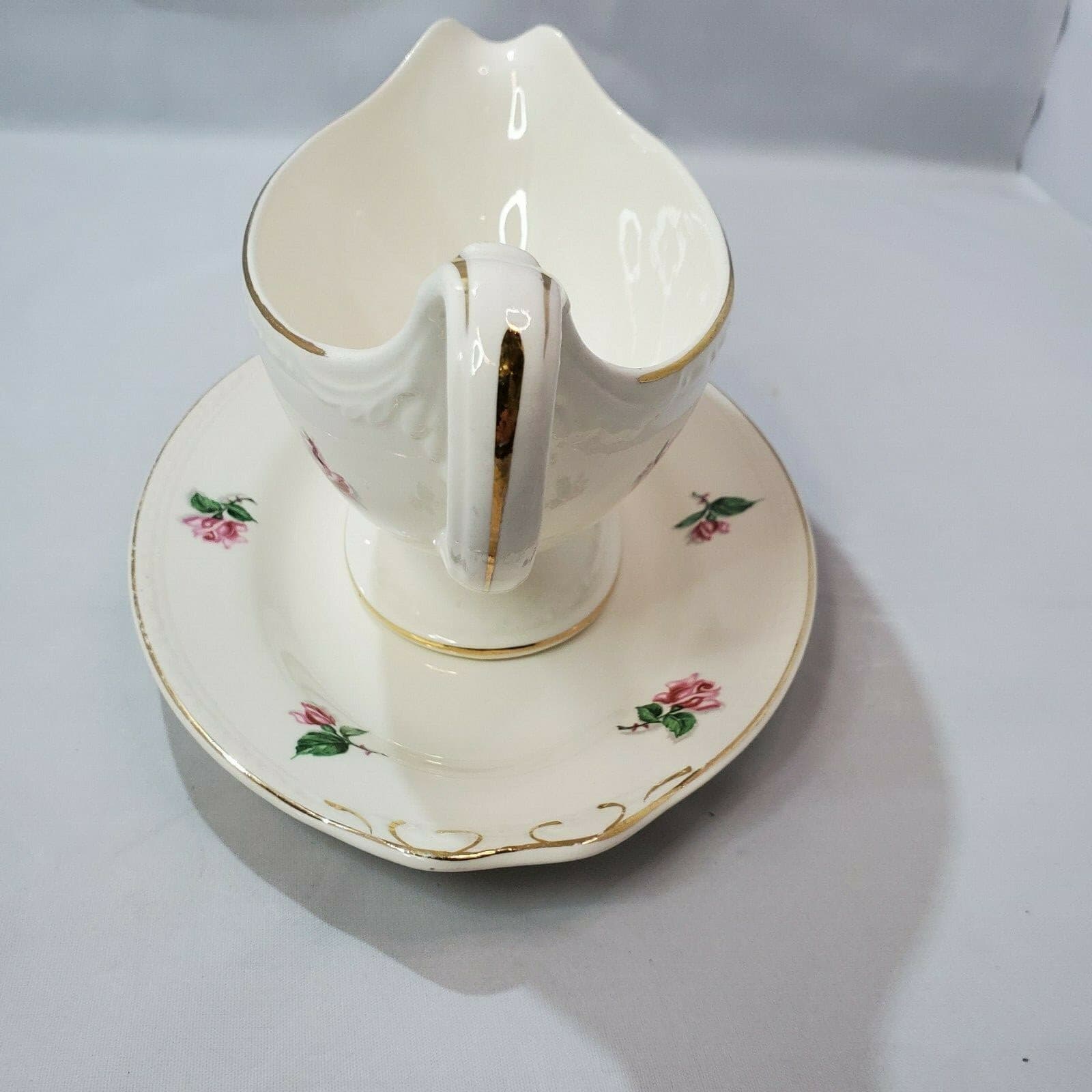 Homer Laughlin Eggshell Georgian Floral Gravy Boat detached Underplate D51N5 - Thumbnail 4